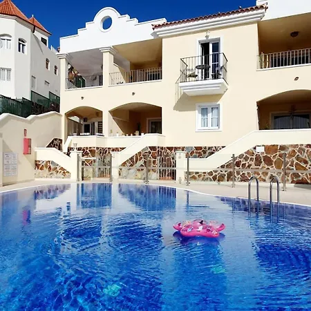 Bahia Alba Адехе