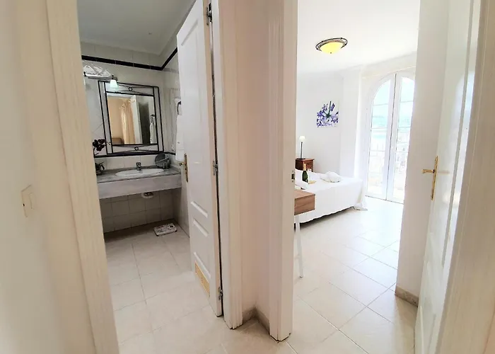 Bahia Alba Apartament *